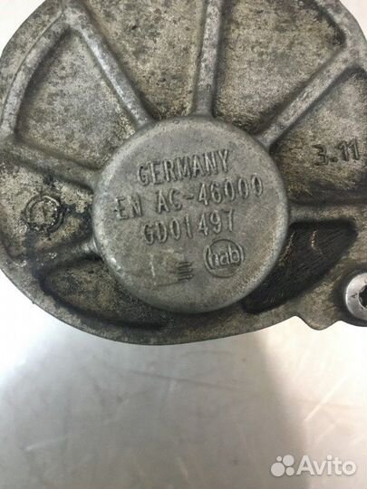 Насос вакуумный Mercedes E-Class C207 OM651 2.2