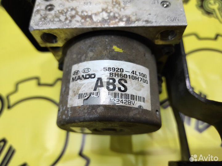 Блок ABS Hyundai Solaris DRS4D261B G4fccw549272