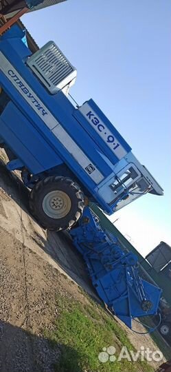 Комбайн Херсонец КЗС-9-1 