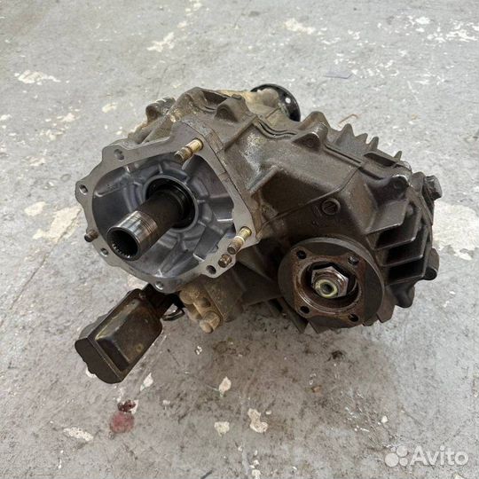 Раздаточная коробка Isuzu Bighorn UBS69