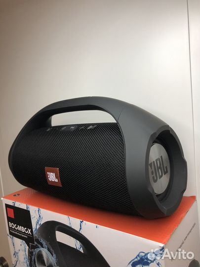 Портативная колонка jbl boombox