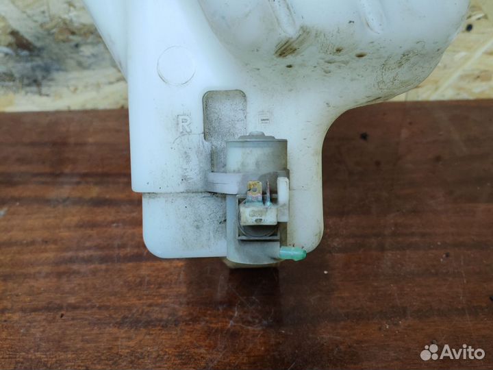 Бачок омывателя с моторчиком Сузуки SX4 1