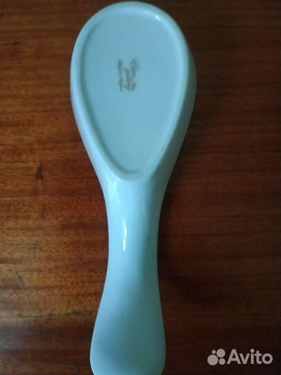 Подставка под ложку