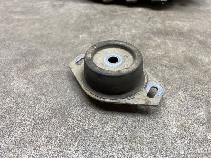 Подушка кпп Citroen C4 2 1.6 EP6 (120) 2012