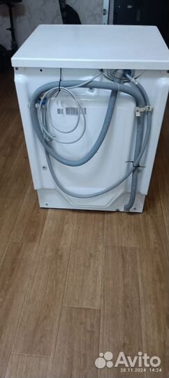 Стиральная машина zanussi FA832-1