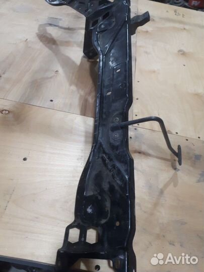 Верхняя планка телевизора мерседес 212 до рест