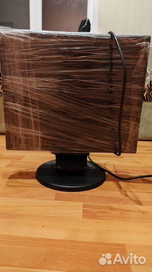 Монитор для компьютера NEC