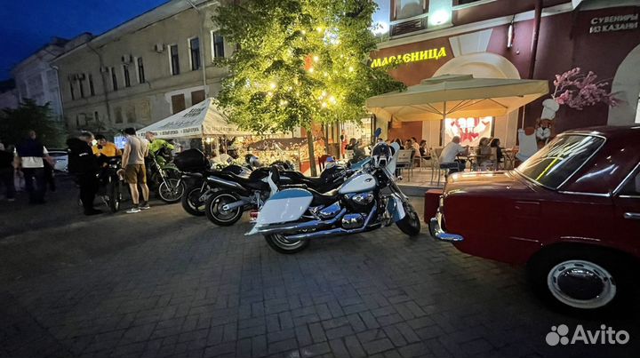 Suzuki Boulevard C90