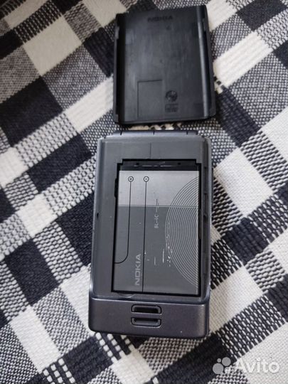 Nokia 7200