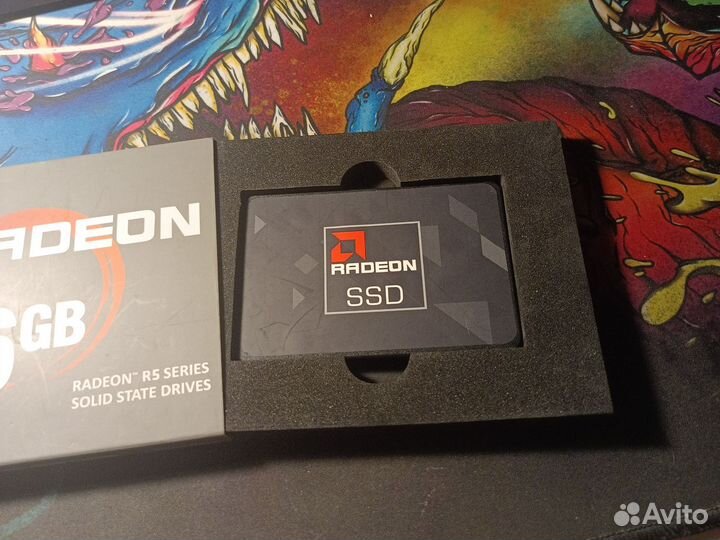 Жесткий диск ssd