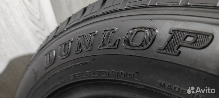 Dunlop Grandtrek ST20 215/60 R17