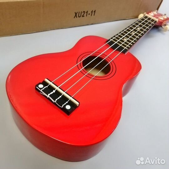 Укулеле новая