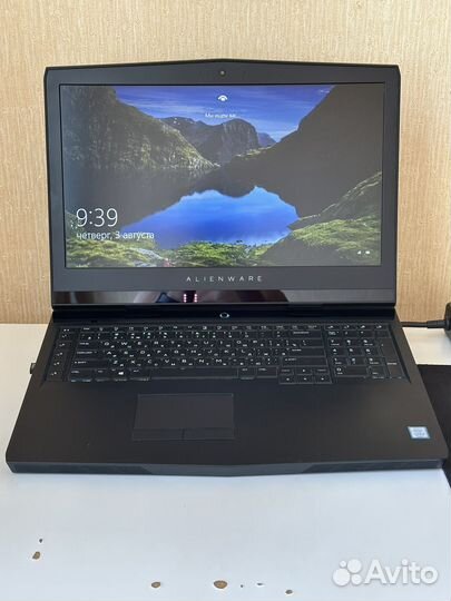 Игровой ноутбук Dell Alienware 17 R5 GTX 1080, i9