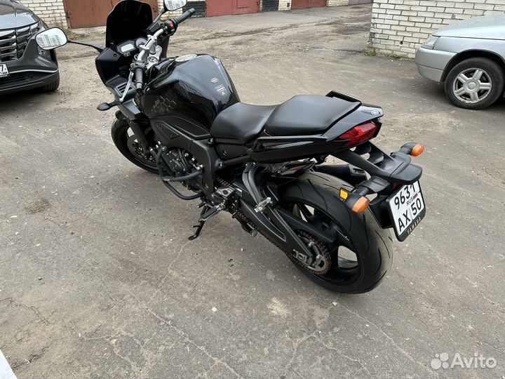 Yamaha FZ1
