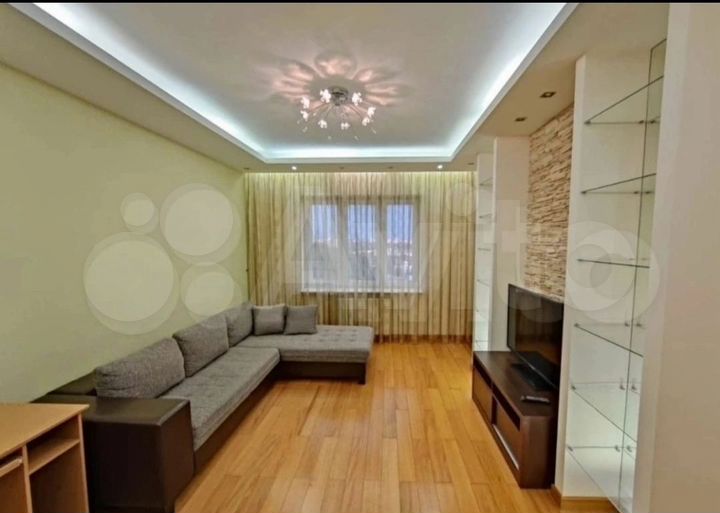 2-к. квартира, 75 м², 10/12 эт.