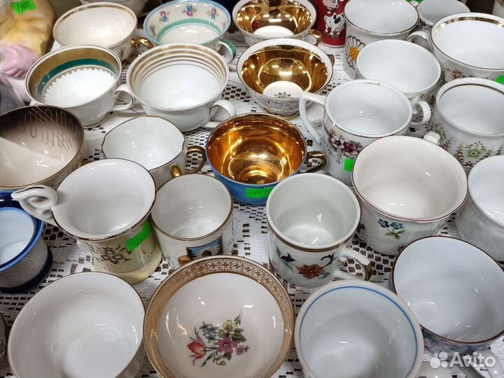 Кофейные чашки и блюдца. Разнобой