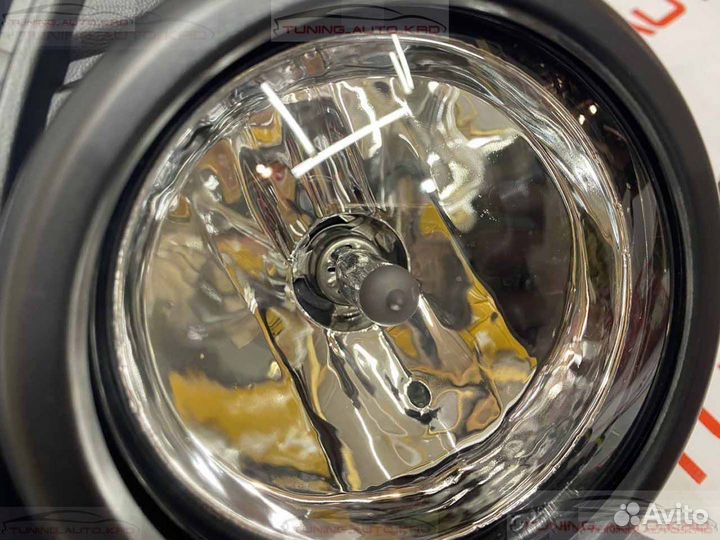 Установочный комплект туманок Toyota Hiace 200 D99