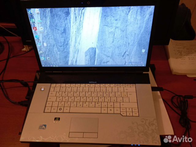 Ноутбук fujitsu Amilo Pi3560