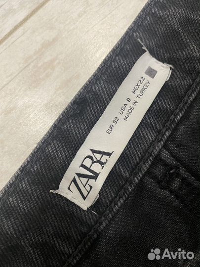 Джинсы zara