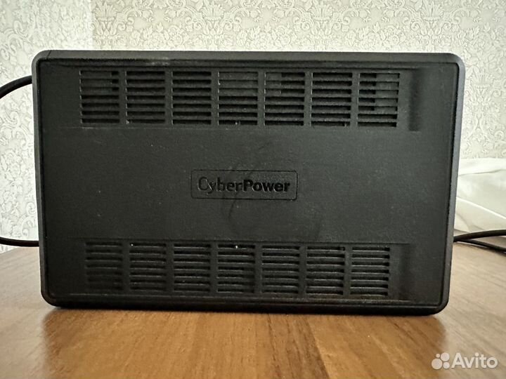 Ибп Cyberpower UT650EG