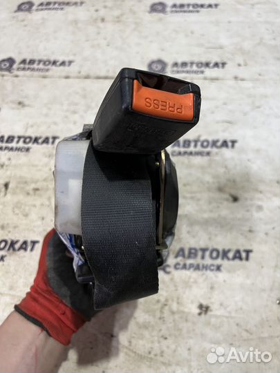 Ремень задний правый Nissan Primera P11