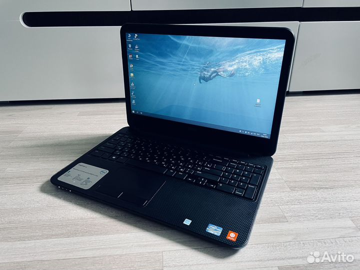 Ноутбук Dell inspiron 15