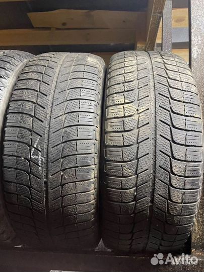 Michelin X-Ice 3 205/55 R16