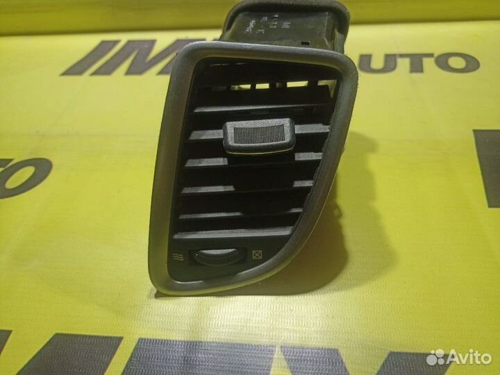 Дефлектор обдува салона Nissan Teana J32 правый