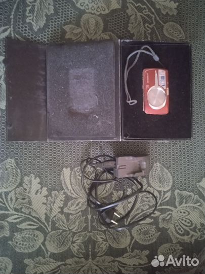 Компактный фотоаппарат olympus 600