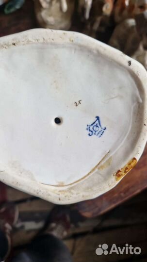 Статуэтка фарфоровая, Аленушка с козленком