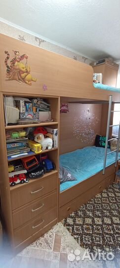 Двухъярусная кровать