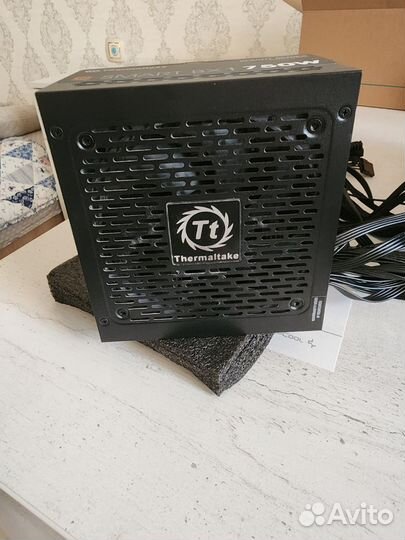 Блок питания Thermaltake SMART BX1 RGB 750W