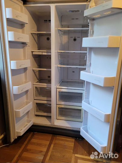 Холодильник Samsung RS20ncsl