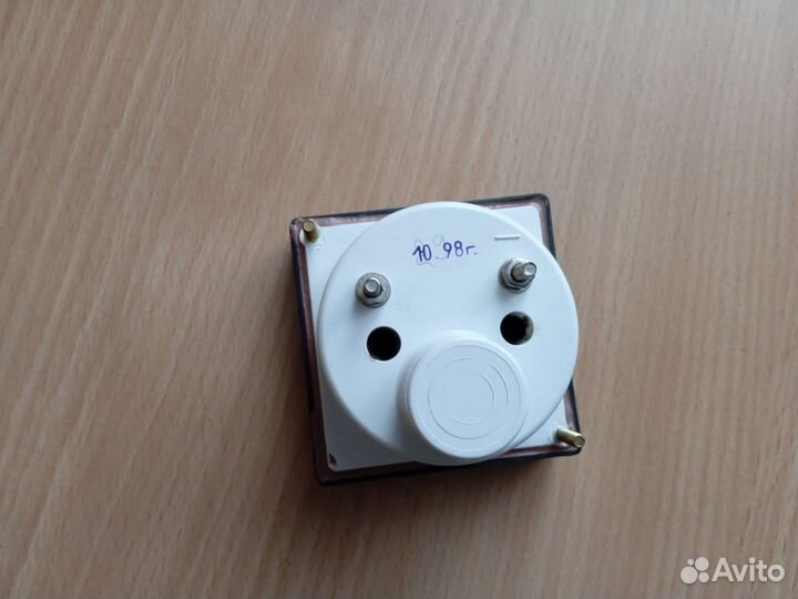 Микроамперметр