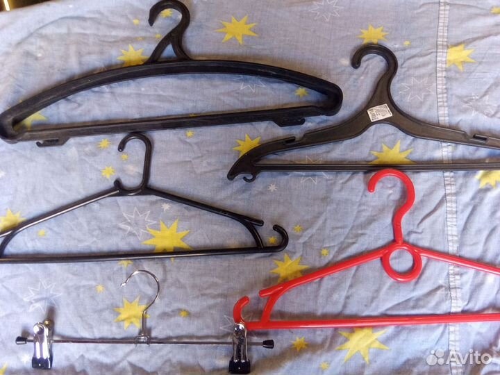 Вешалки плечики