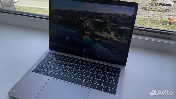 Macbook pro 13 2017 touch bar