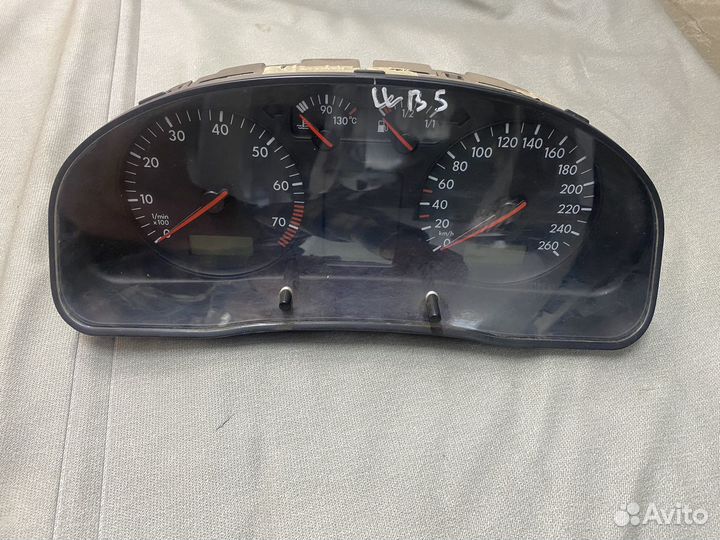 Приборная панель б/у Volkswagen Passat B5.Разбор