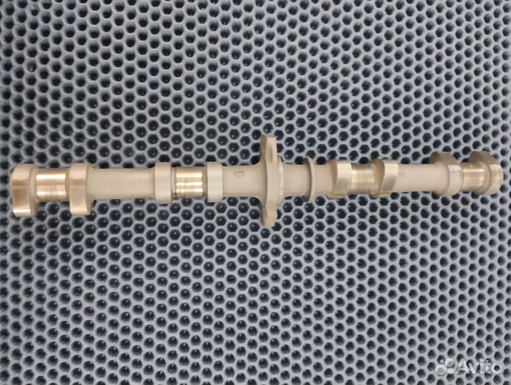 Suzuki RF900R T703 распредвал впускной