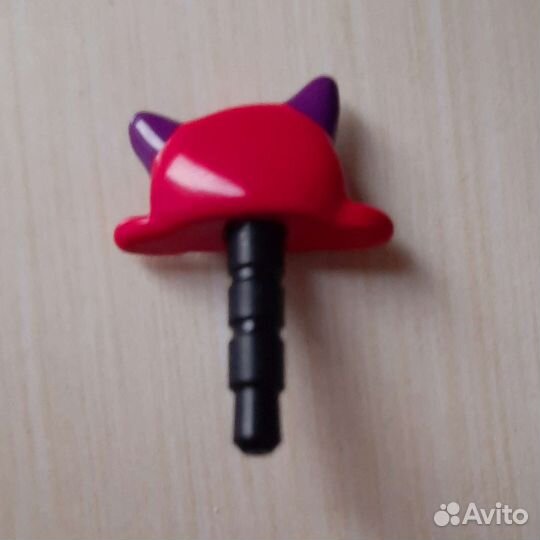 Заглушка для телефона (сережка)