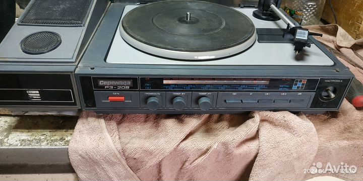 Проигрыватель винила