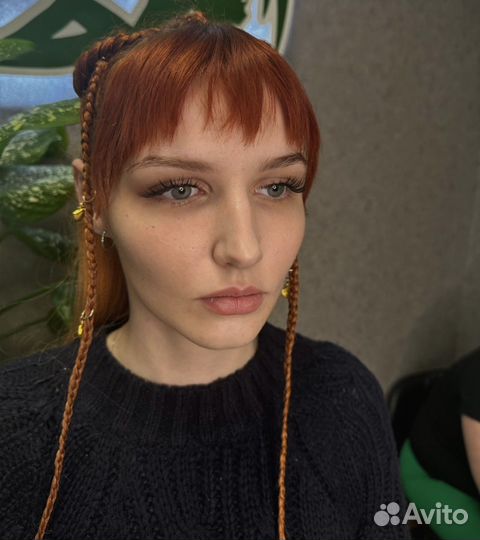 Модель на наращивание ресниц