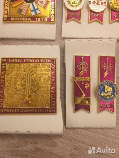 Набор значков чемпионат мира по хоккею 1979г
