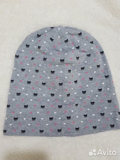 Шапки 2 шт. р-р 50-52