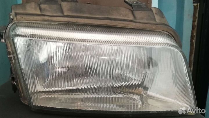 Фара audi a4