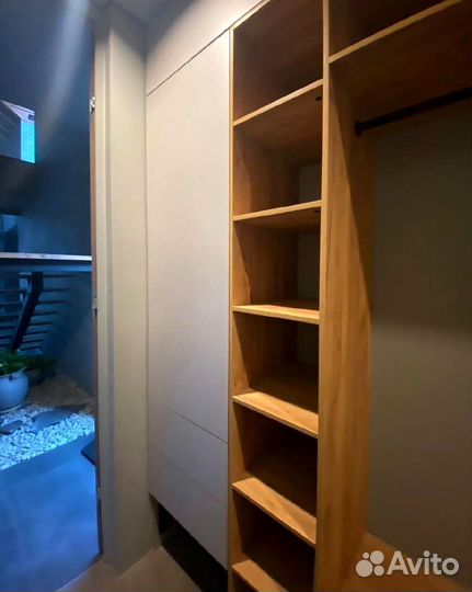 Угловая Гардеробная