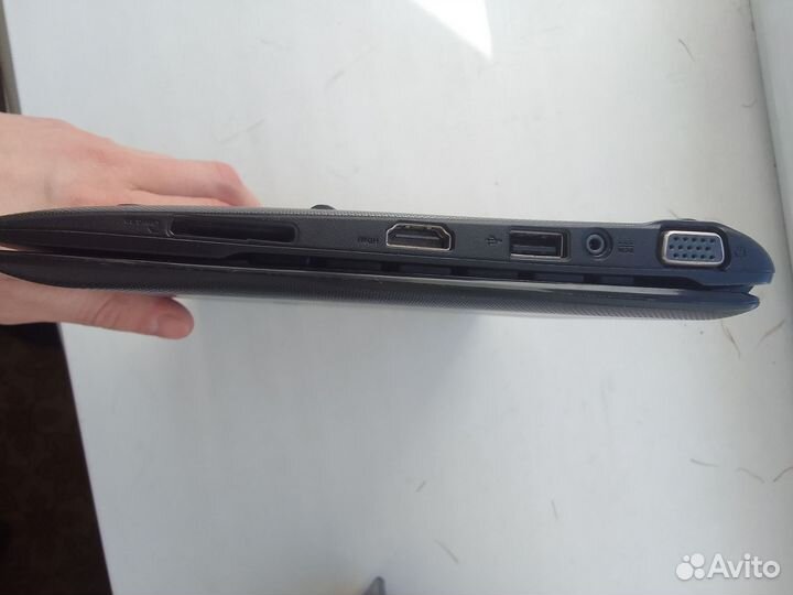 Нетбук asus eee pc 101CH