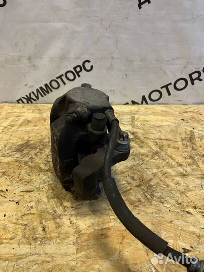 Суппорт передний правый BMW X5 E70