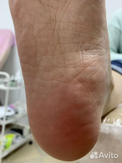 Маникюр,педикюр,депиляция воском