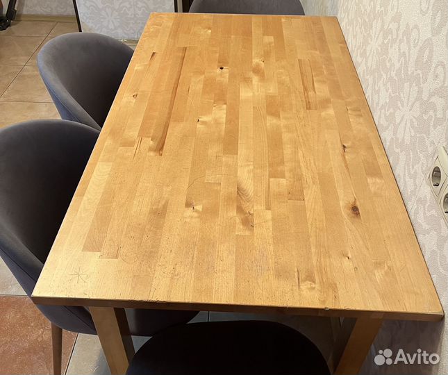 Кухонный стол