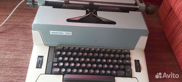 Пишущая машинка Robotron 202